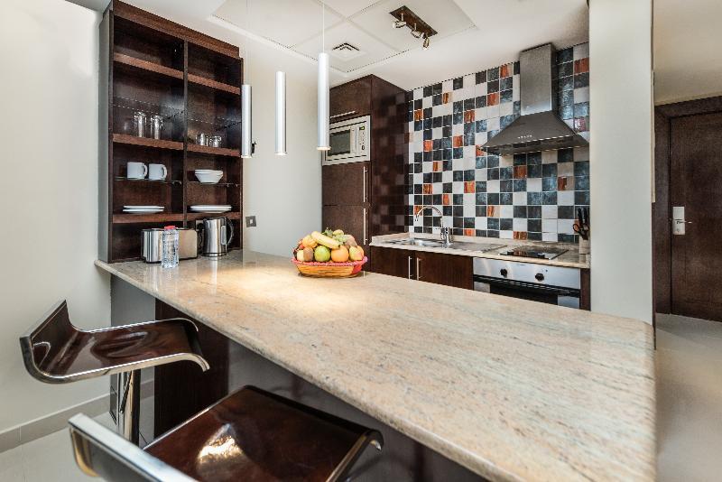 Staybridge Suites Dubai Internet City By Ihg Bagian luar foto